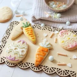 Emporte Pièce - Découpoir Pâtisserie|Ustensiles Pâtisserie*SCRAPCOOKING 2 Emporte Pièces avec Ejecteur Pâques