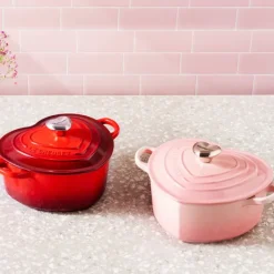Cocotte En Fonte*LE CREUSET Cocotte en Fonte Cœur 20 cm Shell Pink