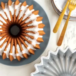 Moule Anti-adhésif|Moules À Gâteaux*NORDIC WARE Moule à Gâteau Bundt Brilliance 2,5 L Gold