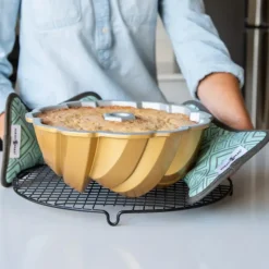 Moule Anti-adhésif|Moules À Gâteaux*NORDIC WARE Moule à Gâteau Bundt Torsadé Gold