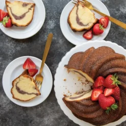 Moule Anti-adhésif|Moules À Gâteaux*NORDIC WARE Moule à Gâteau Bundt Tourbillon Gold