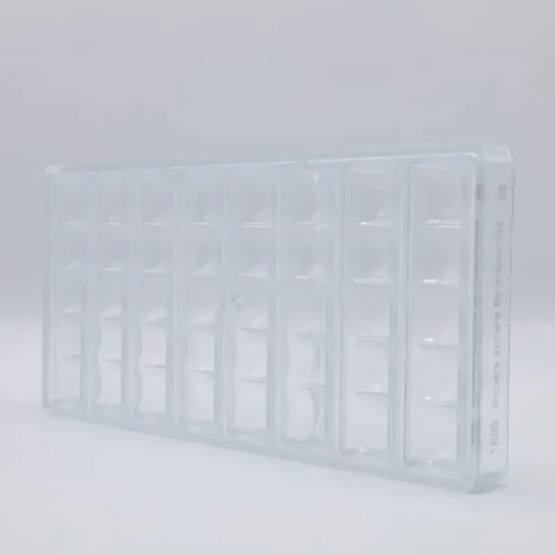 Moules À Chocolat*CHOCOLATE WORLD Moule Chocolat Barre Carrés Bombés 117 mm (x8)