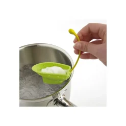 Cuiseur Oeuf*MASTRAD Pocheuse en silicone verte x2
