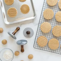 Emporte Pièce - Découpoir Pâtisserie*NORDIC WARE Tampons à Biscuits et Cookies Ronds Geo (x3)